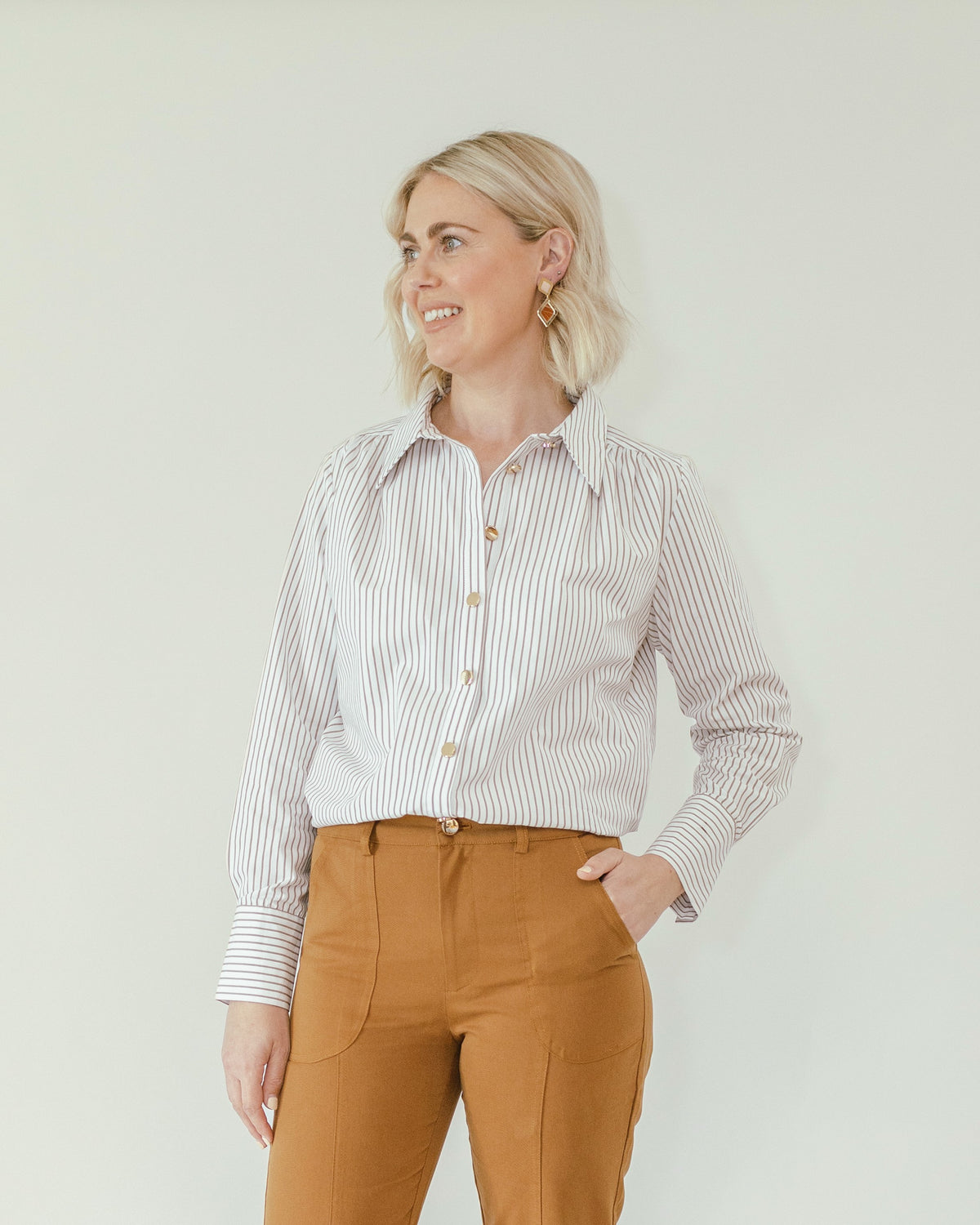 Foundation Shirt in Saddle & White Stripe