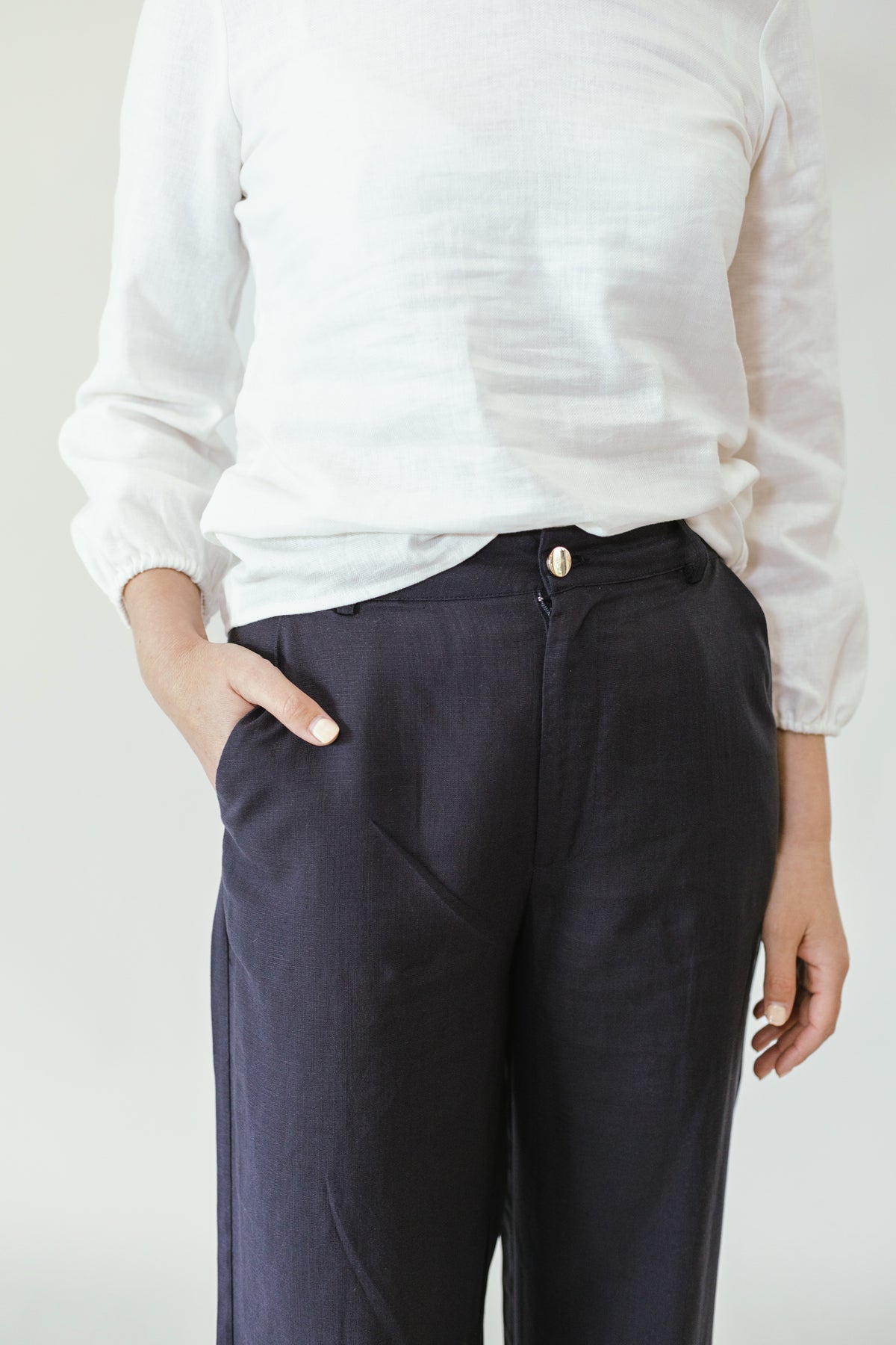 Muse Wide Leg Pant in Midnight